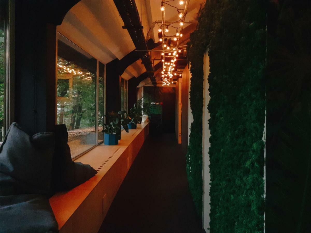 Capsule Hotel Botanist Moscovo Exterior foto